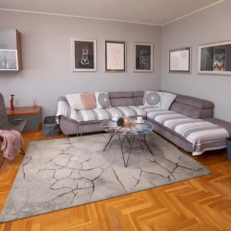 Point Apartment Pula