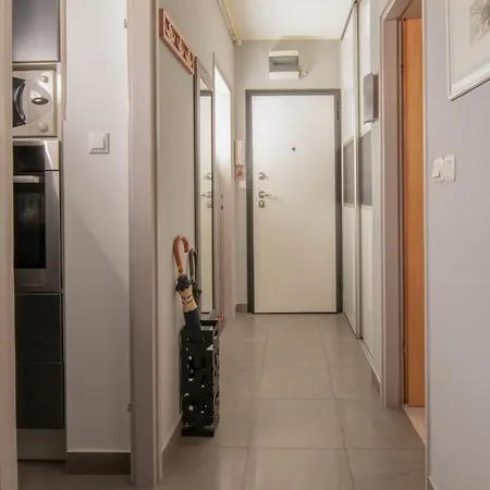 Point Apartment